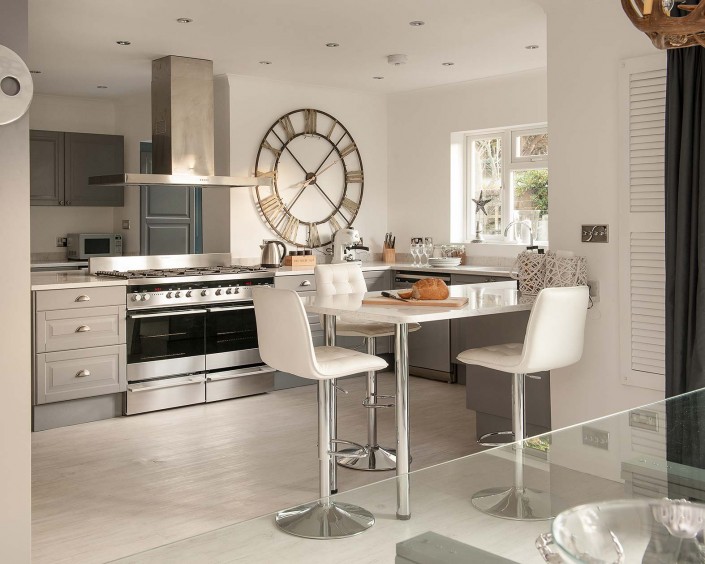 CORAL_kitchen Luxury Beach House Rental