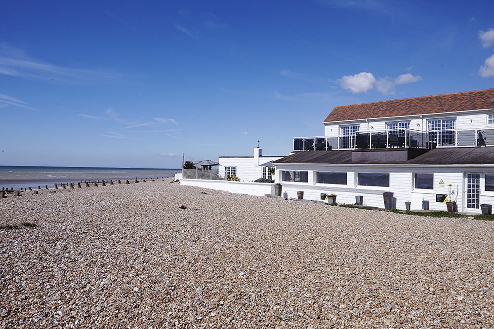 Angmering On Sea Beach House West Sussex luxury holidays