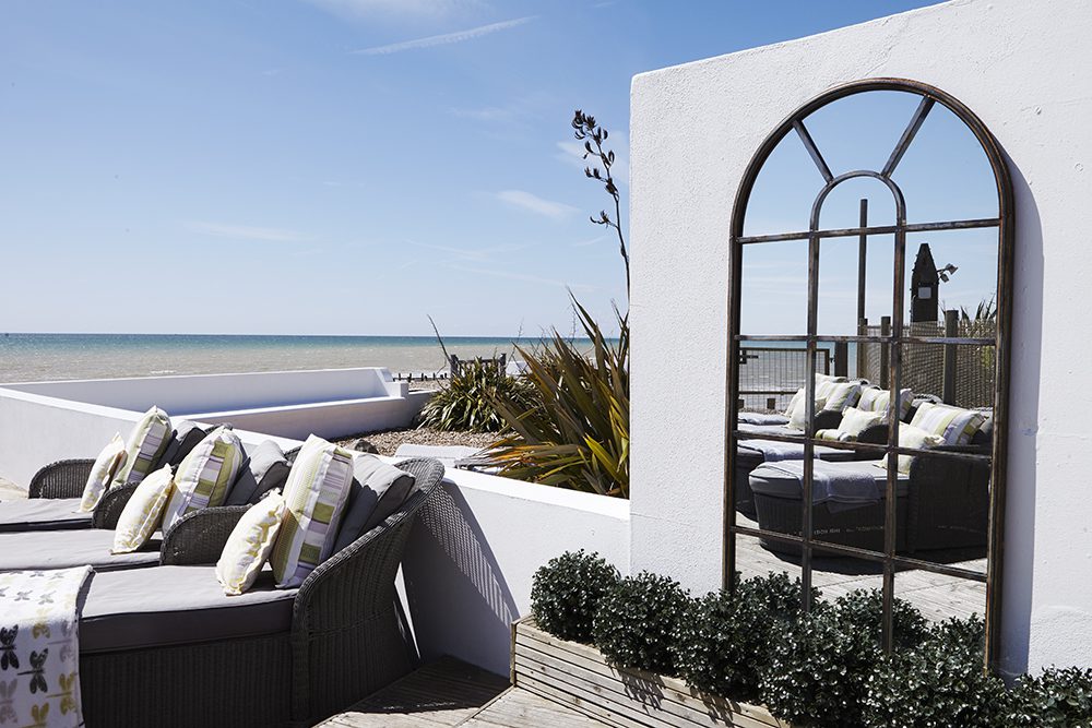 Angmering On Sea Beach House West Sussex luxury holidays